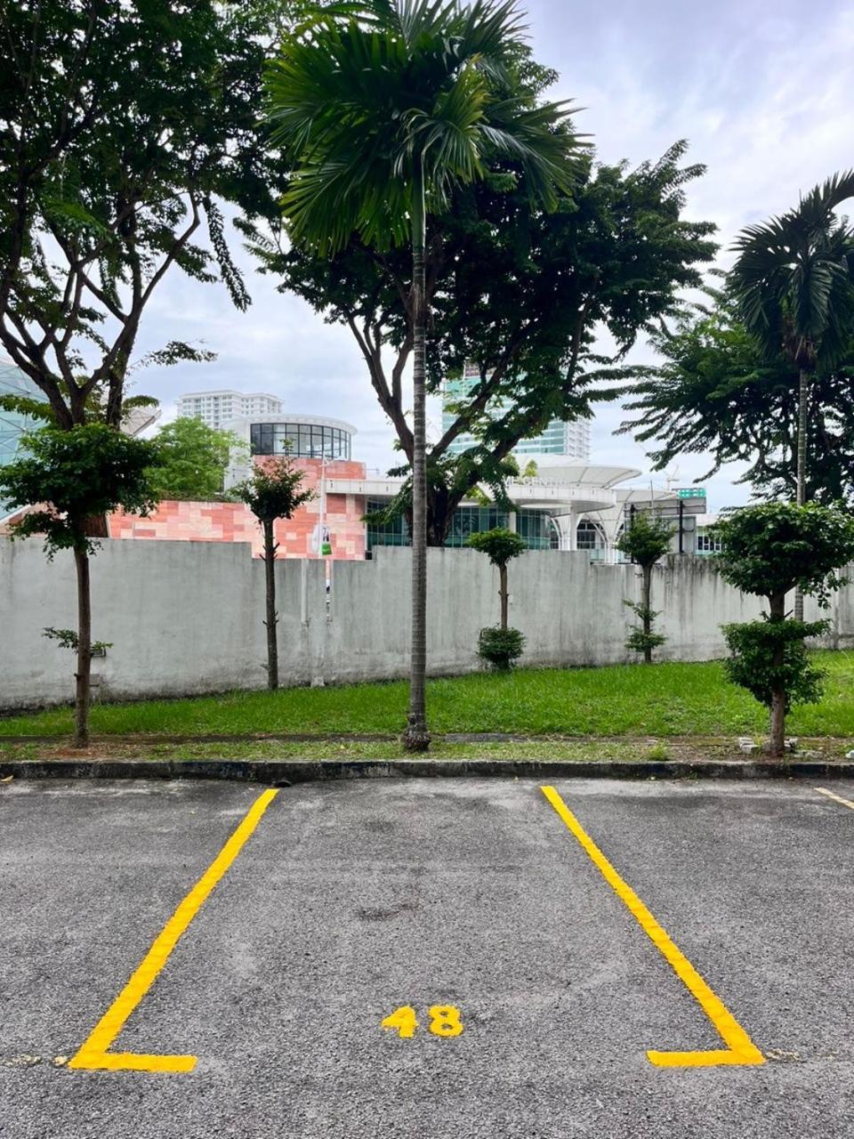 Spice Tunas 3B2B House Bayan Lepas Exterior foto
