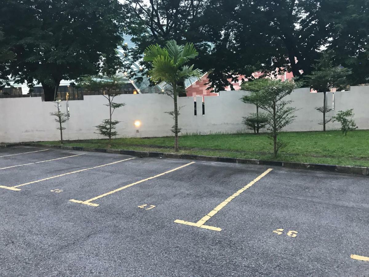 Spice Tunas 3B2B House Bayan Lepas Exterior foto